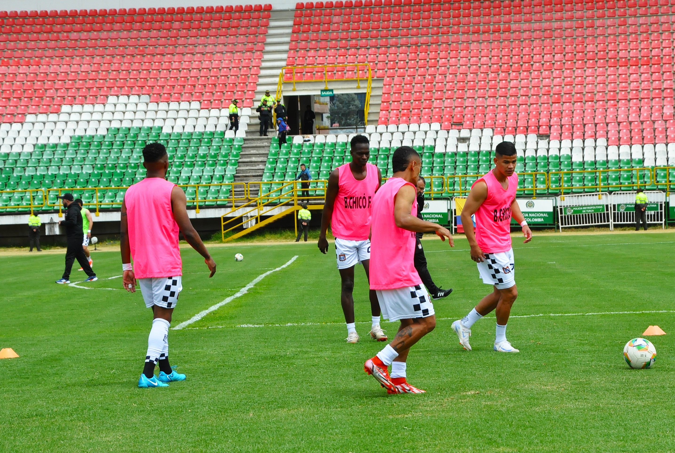 Boyacá Chicó recibe una goleada histórica con América en el Pascual Guerrero Boyacá Chicó recibe una goleada histórica con América en el Pascual Guerrero